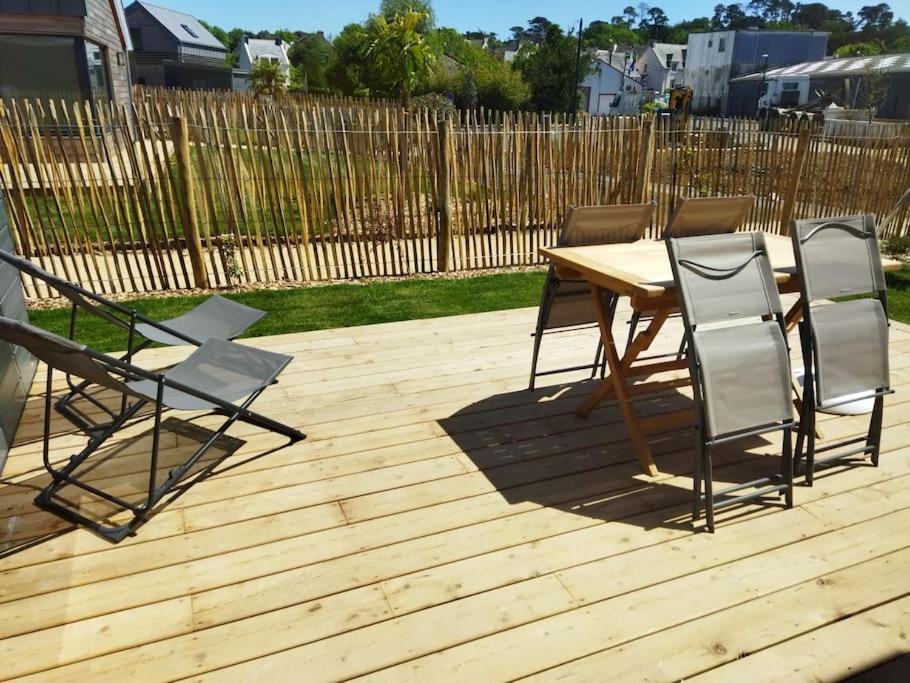 La Cabine Du Bout Du Monde Avec Mezzanine - Ile De Sein - Votre Maison De Vacances De Haut Standing - Pl03 クロゾン エクステリア 写真